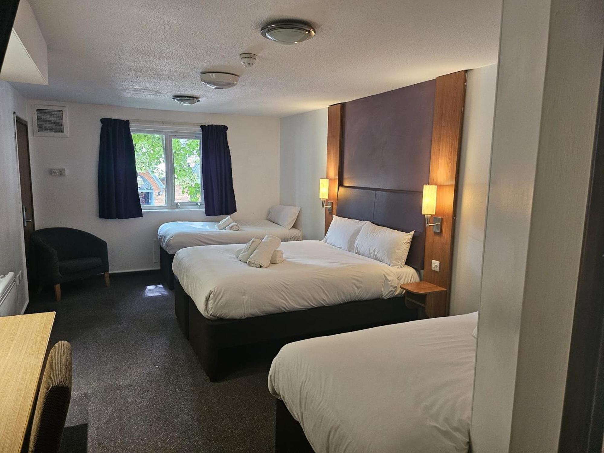 V Lodge Manchester มิดเดิลตัน ภายนอก รูปภาพ