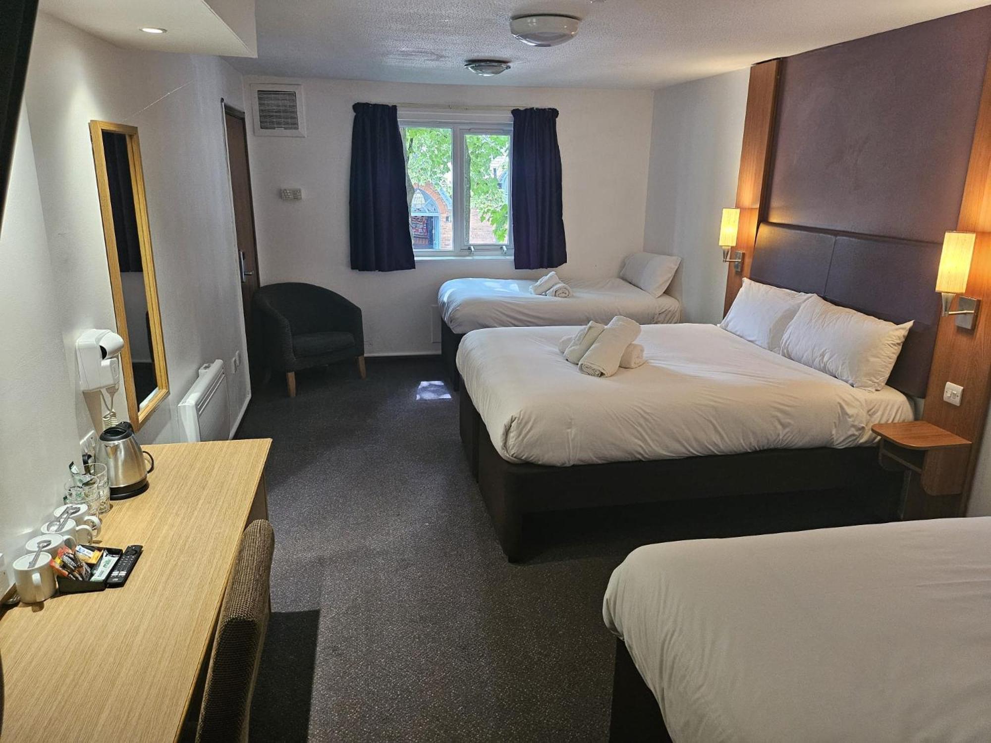 V Lodge Manchester มิดเดิลตัน ภายนอก รูปภาพ