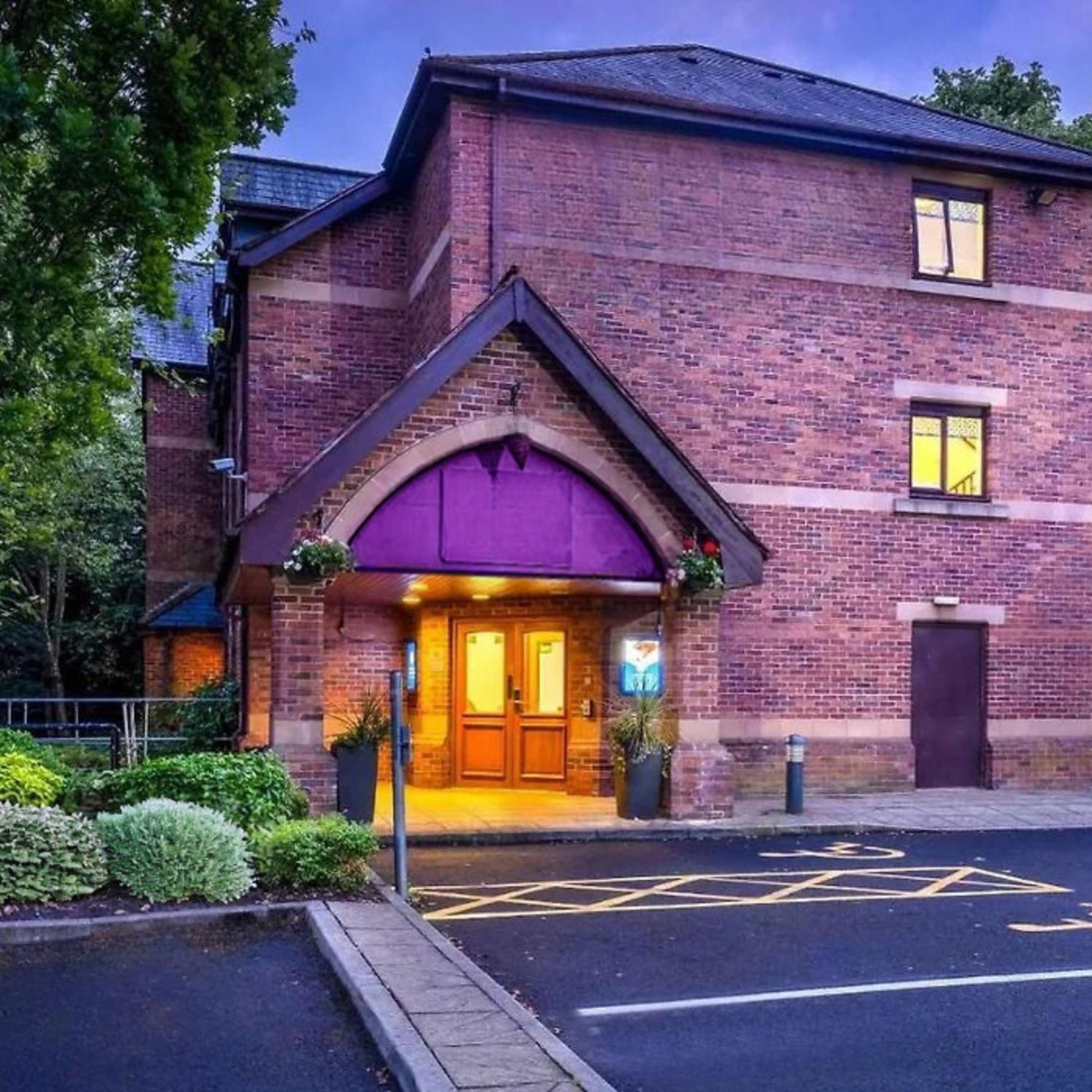 V Lodge Manchester มิดเดิลตัน ภายนอก รูปภาพ